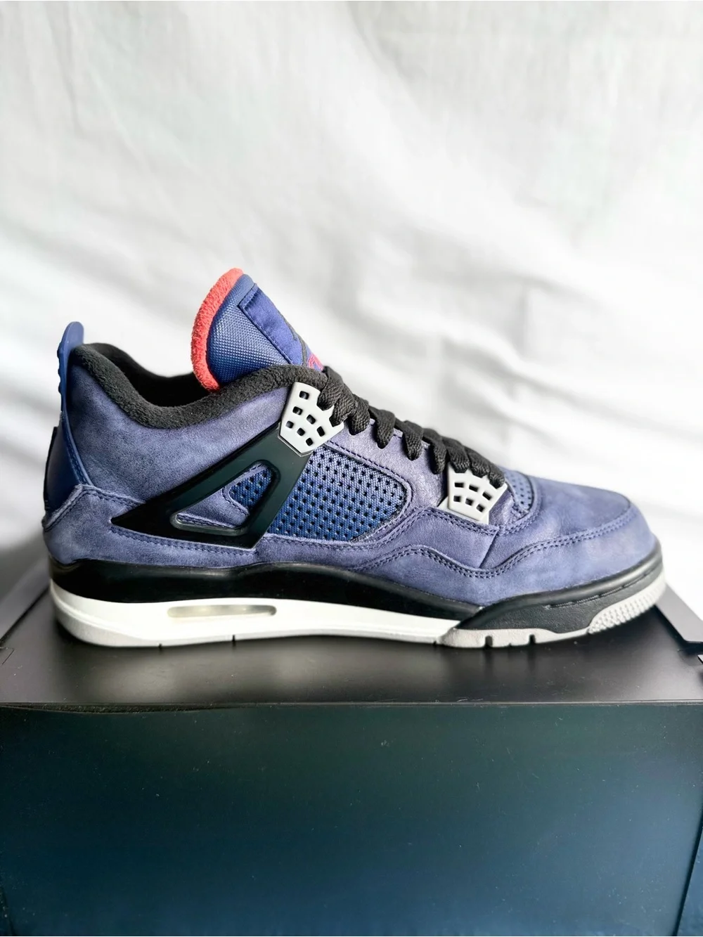 Jordan authentic retro